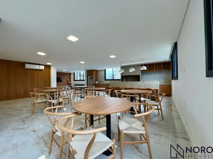 Cobertura com 4 quartos à venda, 284m2 em Nossa Senhora de Lourdes, Santa Maria - RS - imagem 6 Foto 6 de Cobertura com 4 quartos à venda, 284m2 em Nossa Senhora de Lourdes, Santa Maria - RS