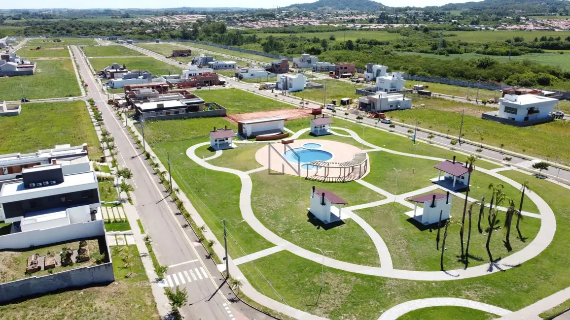Foto 2 de Terreno / Lote à venda, 374m2 em Camobi, Santa Maria - RS