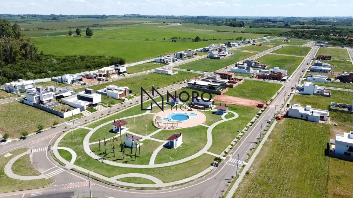 Foto 1 de Terreno / Lote à venda, 632m2 em Camobi, Santa Maria - RS