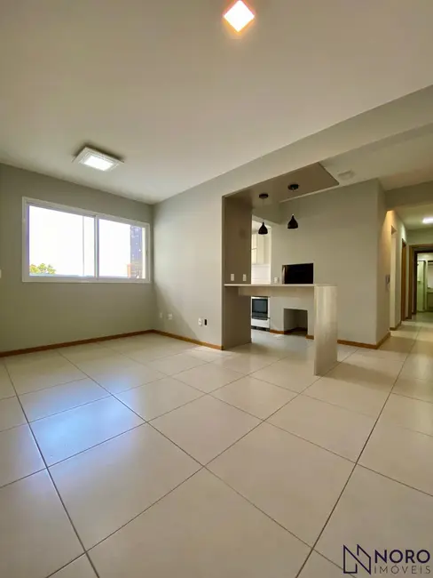 Apartamento com 2 quartos para alugar, 75m2 em Centro, Santa Maria - RS - imagem 8 Foto 8 de Apartamento com 2 quartos para alugar, 75m2 em Centro, Santa Maria - RS