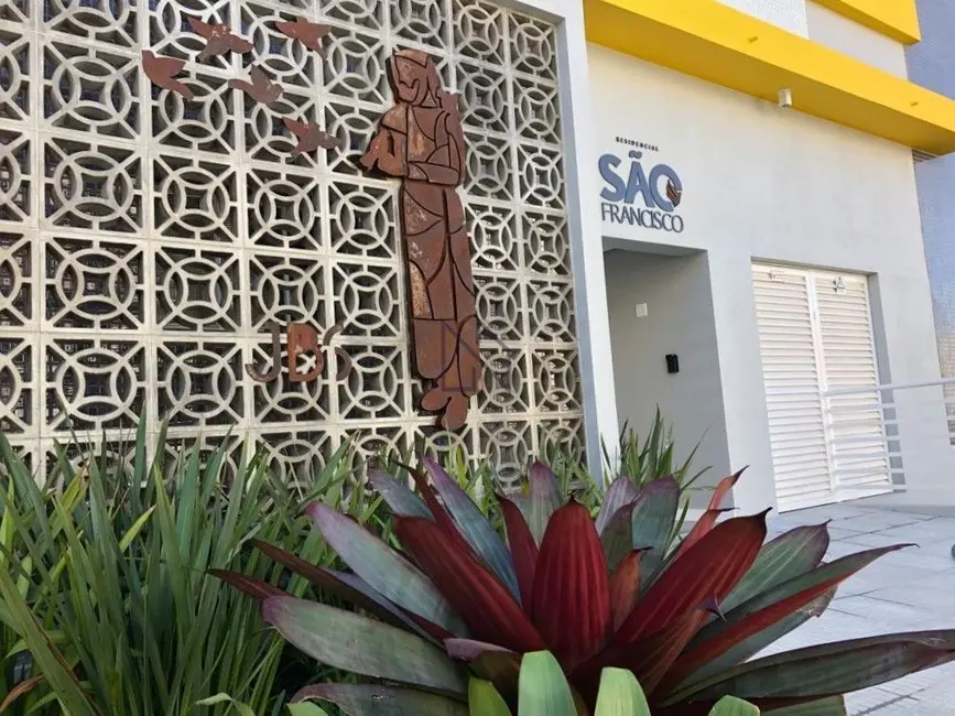 Foto 3 de Apartamento com 2 quartos à venda, 81m2 em Centro, Santa Maria - RS