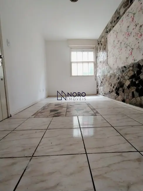 Foto 2 de Apartamento com 3 quartos à venda, 58m2 em Nossa Senhora de Fátima, Santa Maria - RS