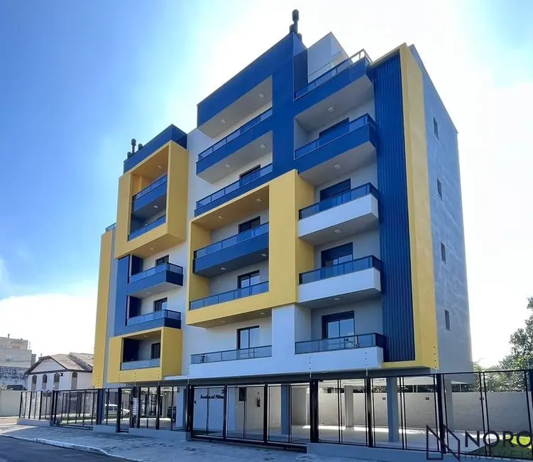 Foto 1 de Cobertura com 3 quartos à venda, 137m2 em Duque de Caxias, Santa Maria - RS