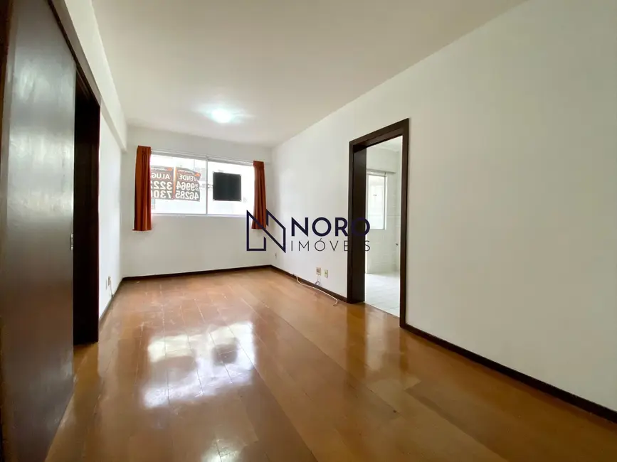 Foto 2 de Apartamento com 2 quartos para alugar, 67m2 em Centro, Santa Maria - RS