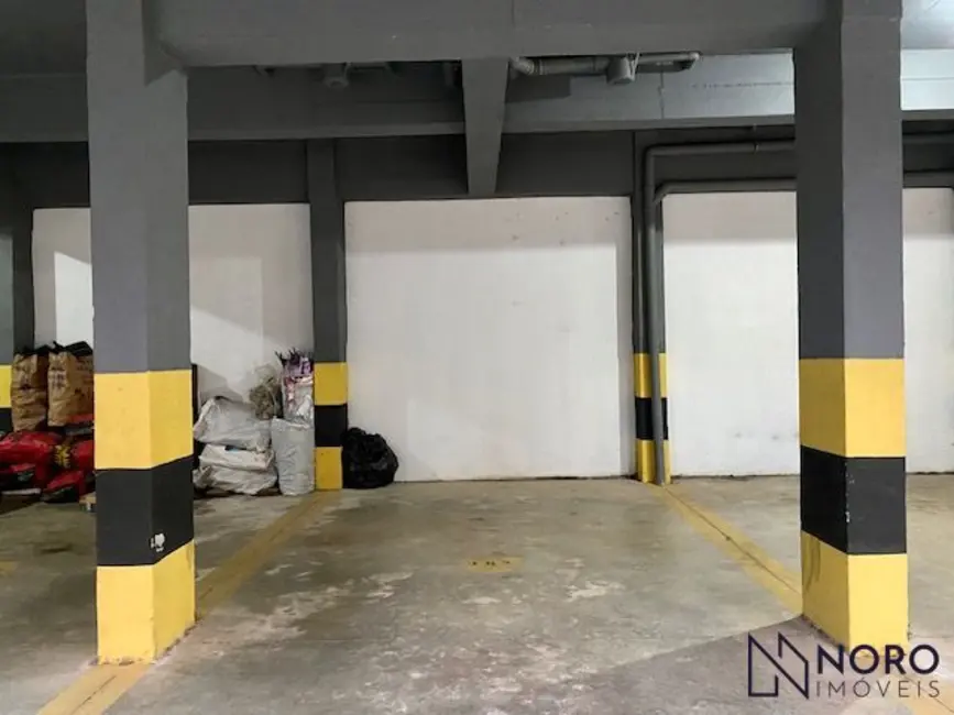 Foto 8 de Apartamento com 1 quarto para alugar, 35m2 em Nossa Senhora de Fátima, Santa Maria - RS