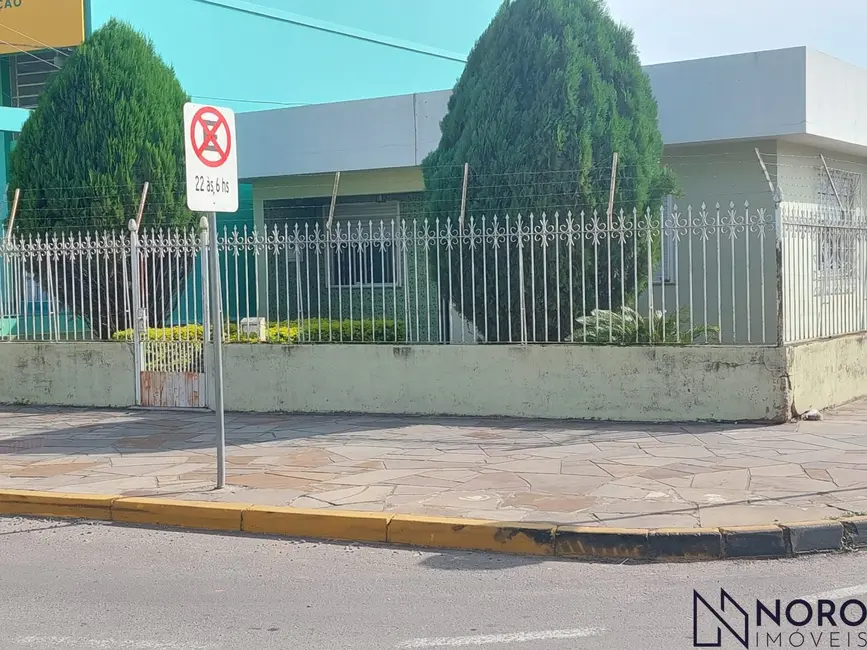 Foto 1 de Casa com 4 quartos à venda, 141m2 em Salgado Filho, Santa Maria - RS