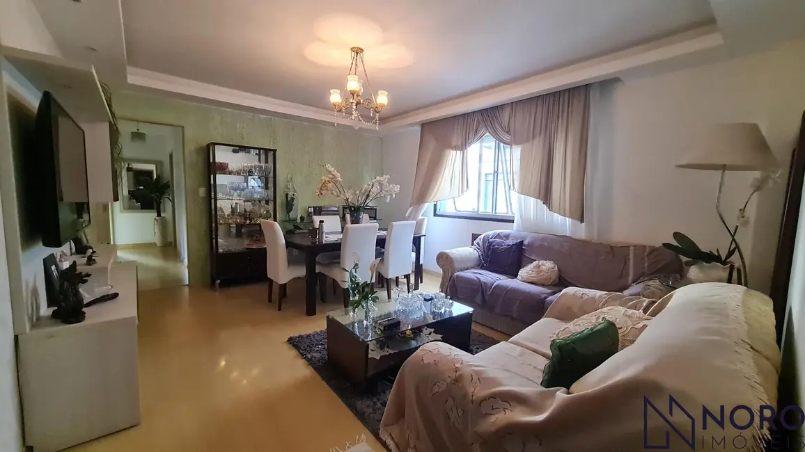 Foto 1 de Apartamento com 3 quartos à venda, 105m2 em Centro, Santa Maria - RS