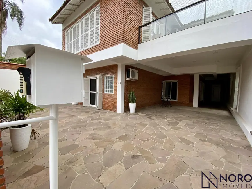 Foto 1 de Casa com 3 quartos à venda, 800m2 em São João, Santa Maria - RS