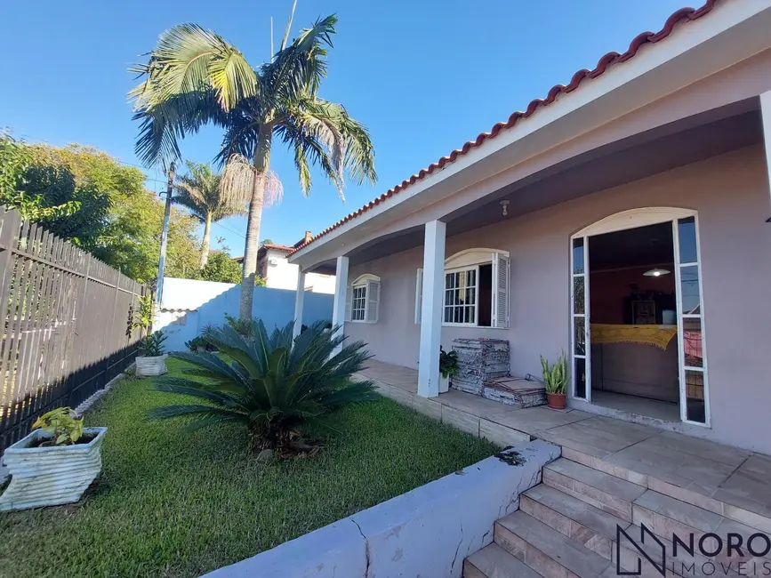 Foto 1 de Casa com 3 quartos à venda, 193m2 em Camobi, Santa Maria - RS