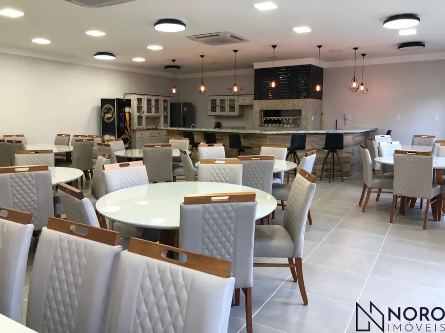 Foto 3 de Cobertura com 5 quartos à venda, 543m2 em Nossa Senhora Medianeira, Santa Maria - RS