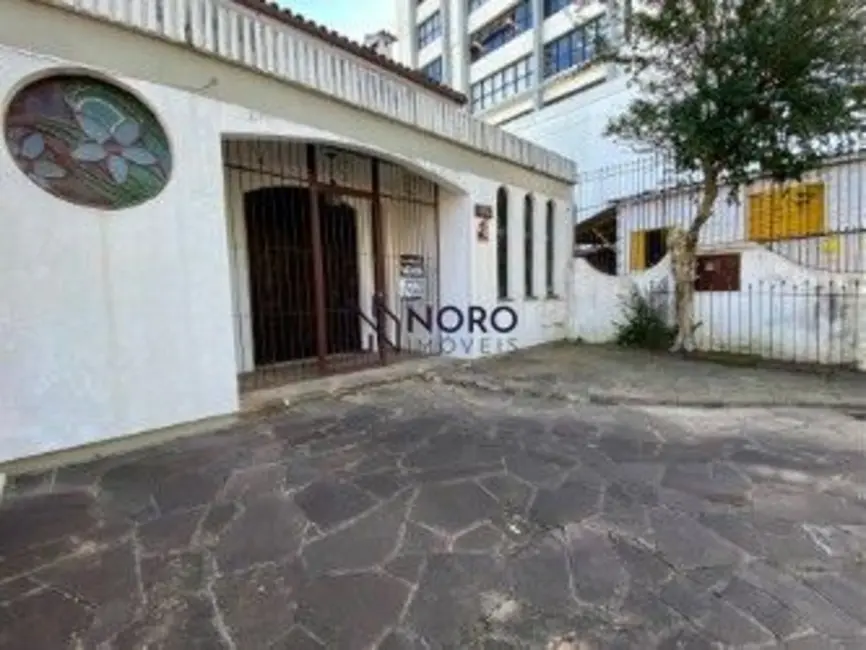 Foto 1 de Casa com 3 quartos à venda, 354m2 em Centro, Santa Maria - RS