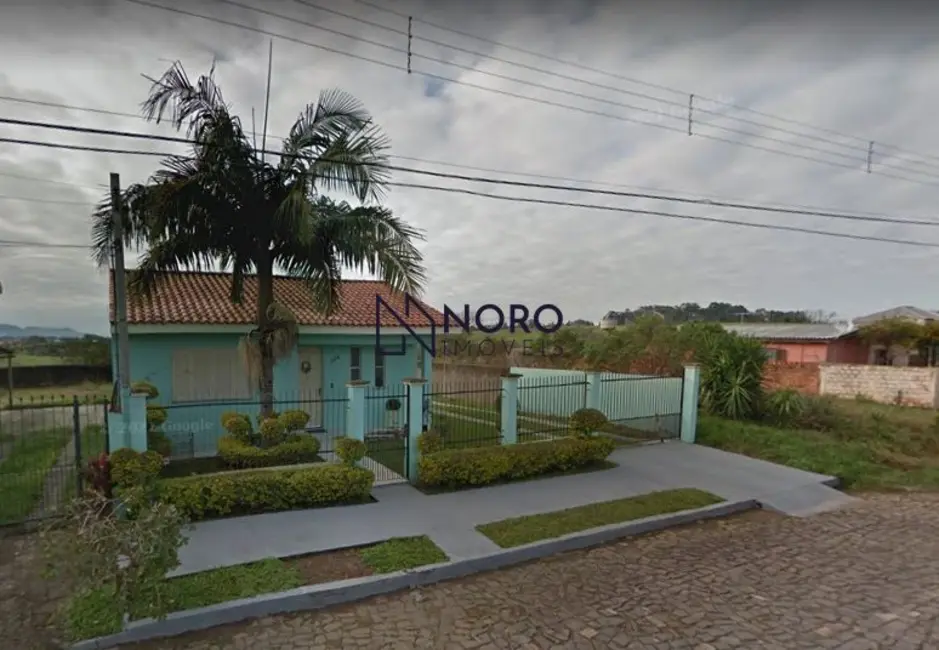 Foto 2 de Casa com 2 quartos à venda, 81m2 em Camobi, Santa Maria - RS