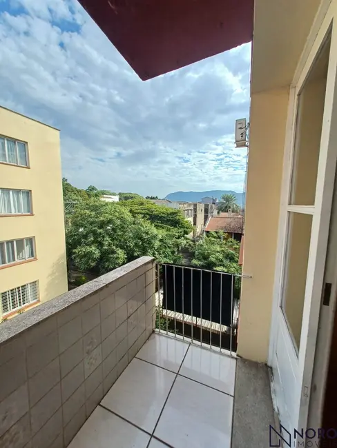 Foto 1 de Apartamento com 2 quartos à venda, 72m2 em Centro, Santa Maria - RS