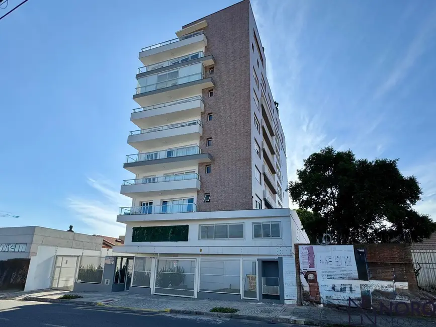Foto 1 de Cobertura com 3 quartos à venda, 234m2 em Patronato, Santa Maria - RS
