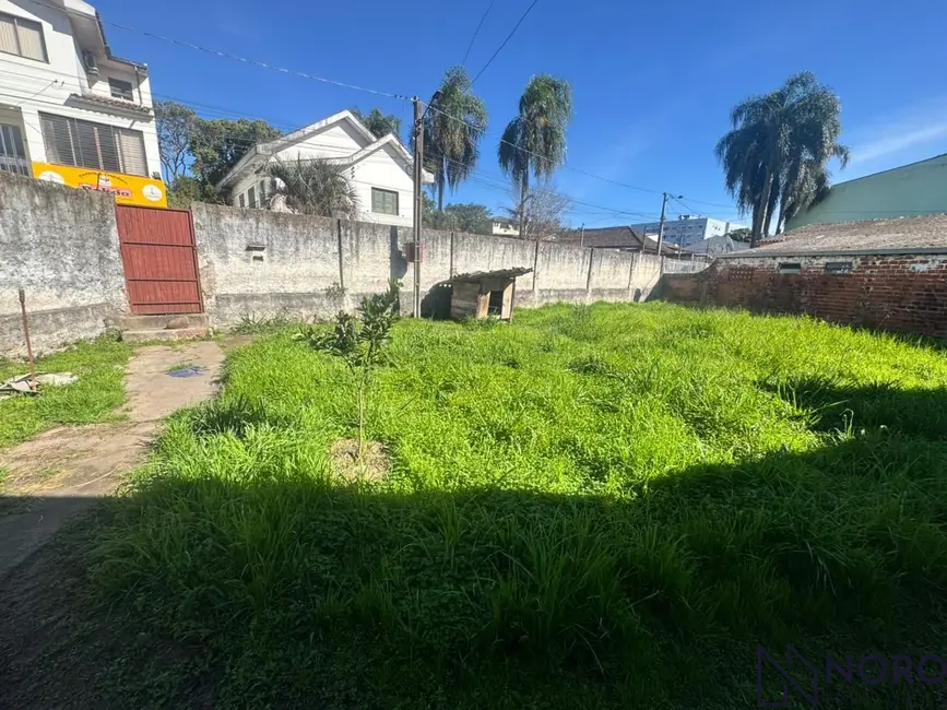 Foto 2 de Terreno / Lote à venda, 587m2 em Nossa Senhora das Dores, Santa Maria - RS