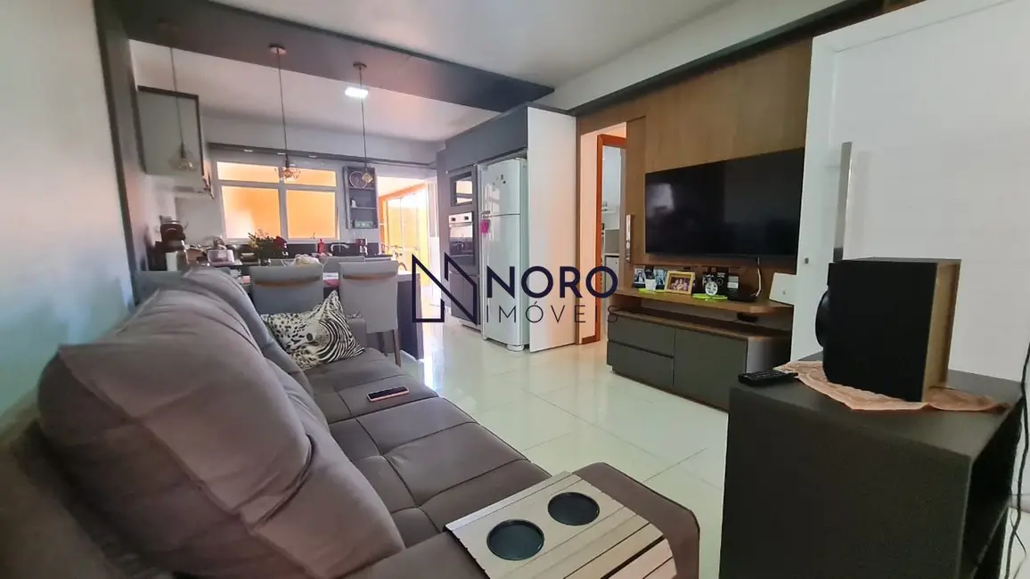 Foto 2 de Casa com 2 quartos à venda, 91m2 em Pinheiro Machado, Santa Maria - RS