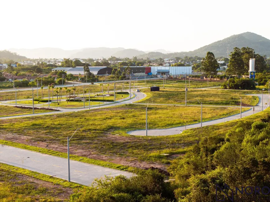 Foto 4 de Terreno / Lote à venda, 175m2 em Camobi, Santa Maria - RS