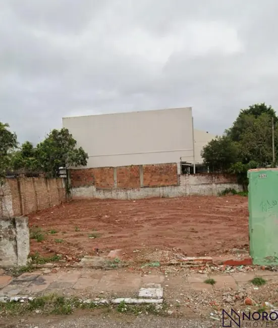 Foto 1 de Terreno / Lote à venda, 362m2 em Santa Maria - RS
