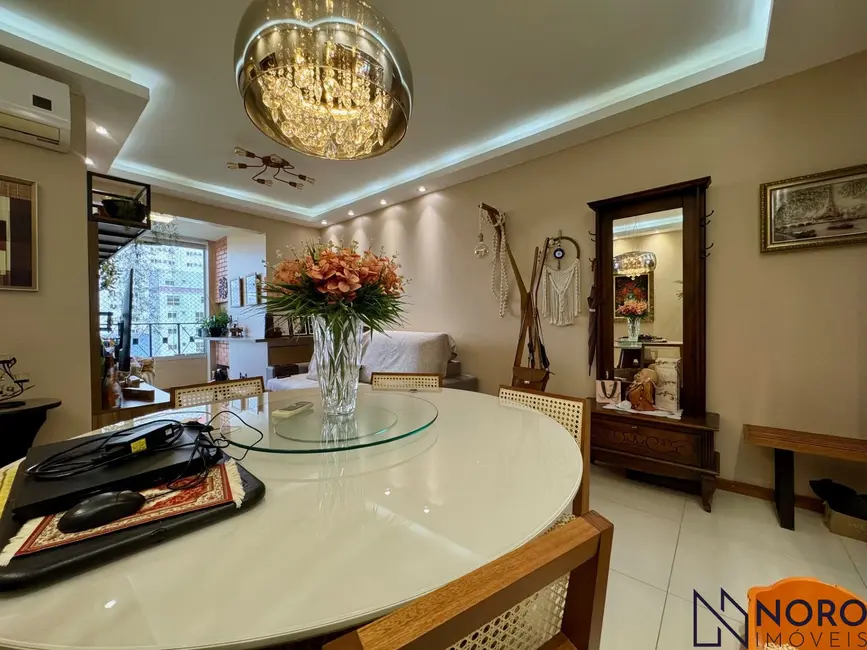 Foto 2 de Apartamento com 2 quartos à venda, 71m2 em Nossa Senhora de Fátima, Santa Maria - RS