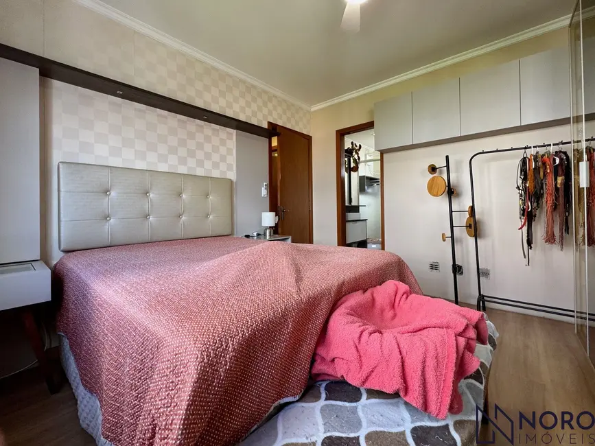 Foto 9 de Apartamento com 2 quartos à venda, 71m2 em Nossa Senhora de Fátima, Santa Maria - RS