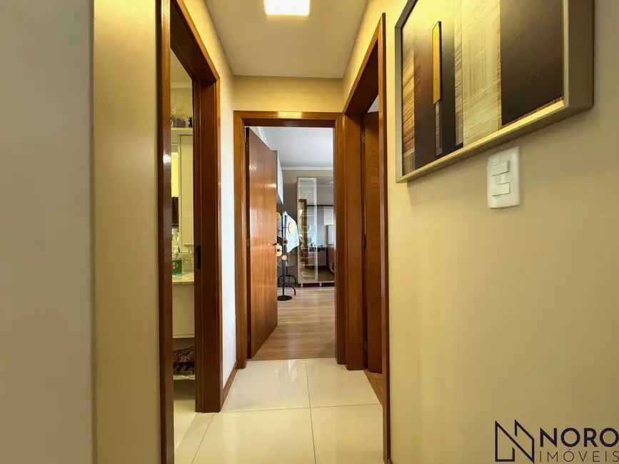 Foto 5 de Apartamento com 2 quartos à venda, 71m2 em Nossa Senhora de Fátima, Santa Maria - RS