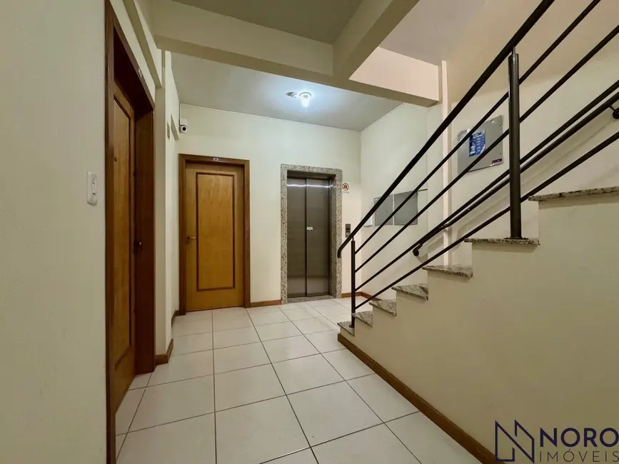 Foto 3 de Apartamento com 1 quarto à venda, 48m2 em Nossa Senhora do Rosário, Santa Maria - RS