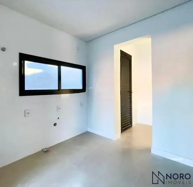 Casa de Condomínio com 3 quartos à venda, 159m2 em Camobi, Santa Maria - RS - imagem 5 Foto 5 de Casa de Condomínio com 3 quartos à venda, 159m2 em Camobi, Santa Maria - RS