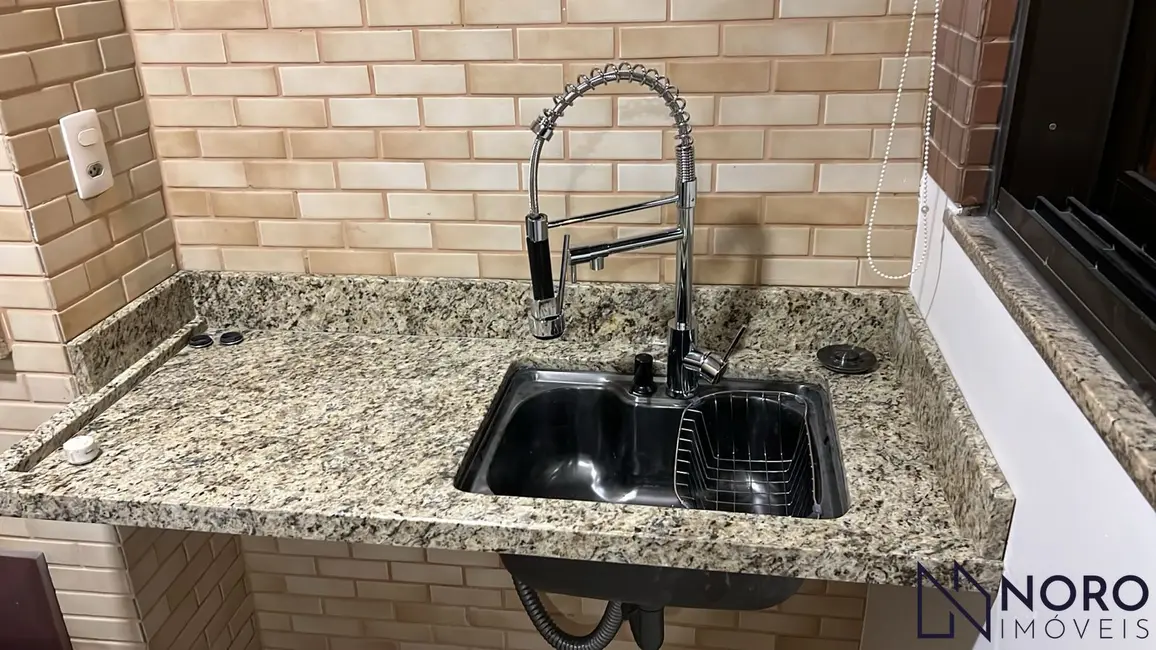 Apartamento com 3 quartos à venda, 131m2 em Nossa Senhora de Lourdes, Santa Maria - RS - imagem 2 Foto 2 de Apartamento com 3 quartos à venda, 131m2 em Nossa Senhora de Lourdes, Santa Maria - RS