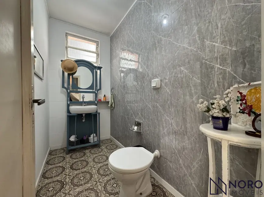 Foto 8 de Casa com 3 quartos à venda, 222m2 em Centro, Santa Maria - RS
