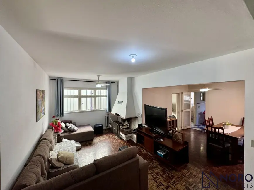 Foto 3 de Casa com 3 quartos à venda, 222m2 em Centro, Santa Maria - RS