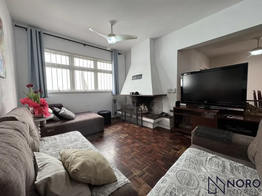 Foto 4 de Casa com 3 quartos à venda, 222m2 em Centro, Santa Maria - RS