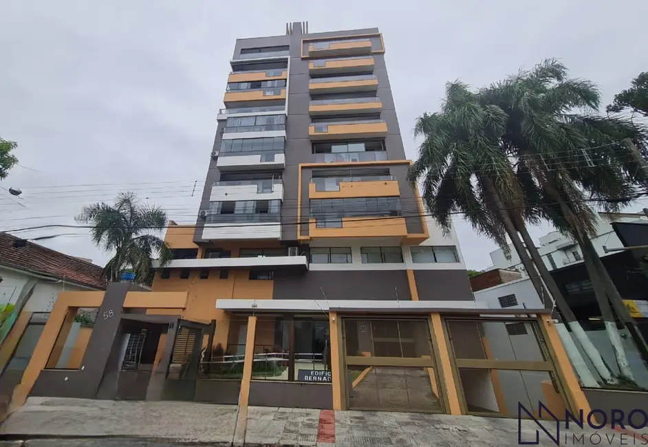 Foto 1 de Apartamento com 3 quartos à venda, 138m2 em Nossa Senhora Medianeira, Santa Maria - RS