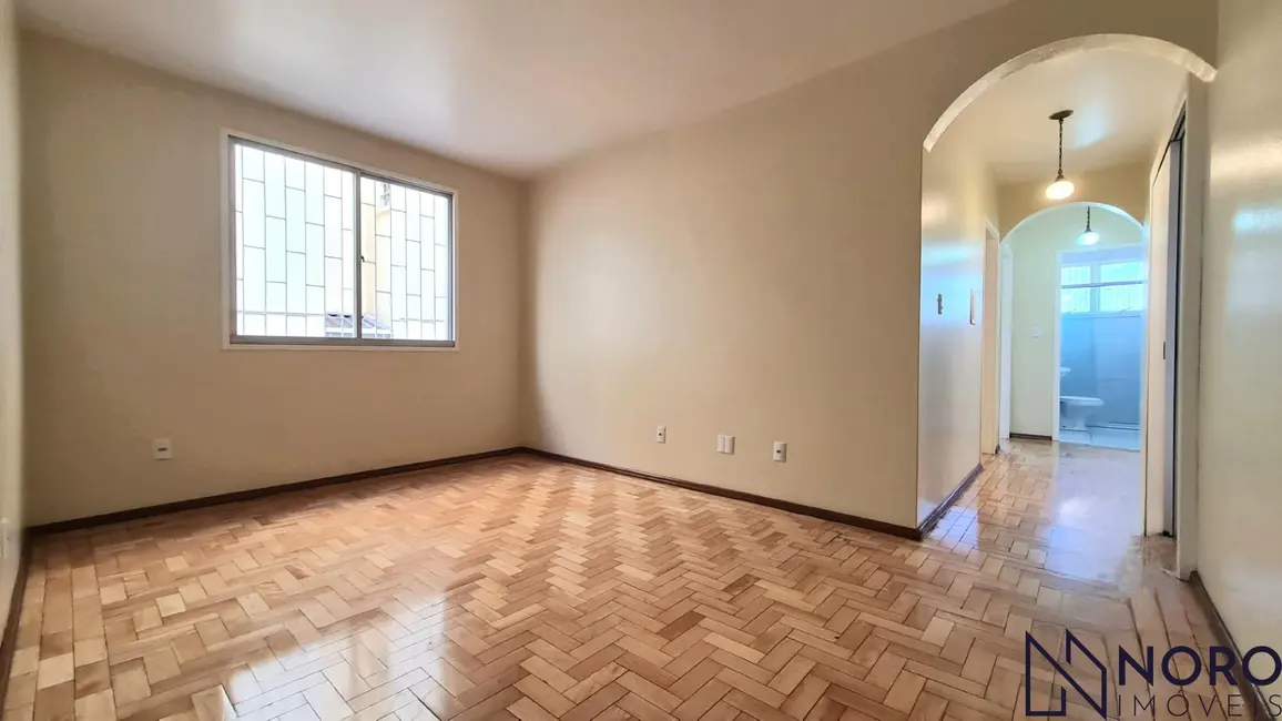 Foto 2 de Apartamento com 3 quartos para alugar, 84m2 em Centro, Santa Maria - RS