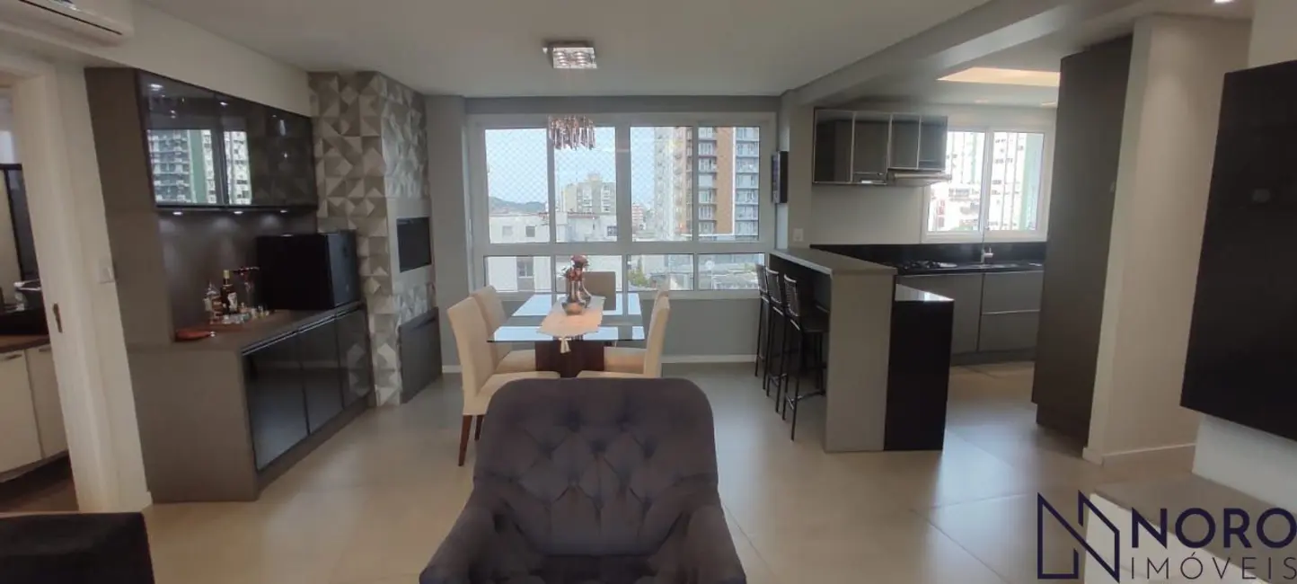 Foto 5 de Apartamento com 3 quartos à venda, 116m2 em Centro, Santa Maria - RS