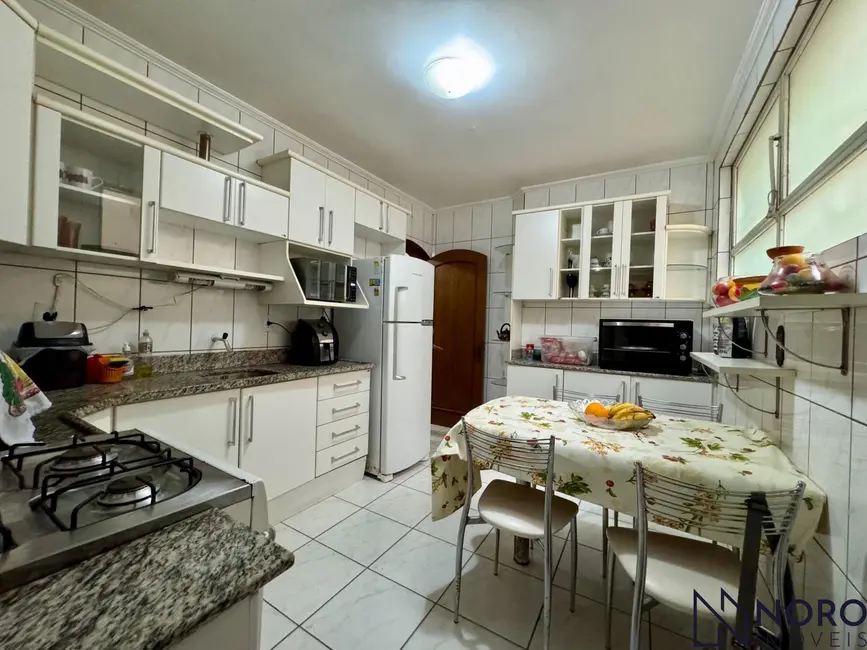 Foto 8 de Apartamento com 3 quartos à venda, 96m2 em Centro, Santa Maria - RS