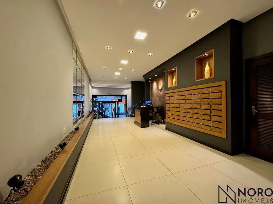 Foto 2 de Apartamento com 3 quartos à venda, 96m2 em Centro, Santa Maria - RS