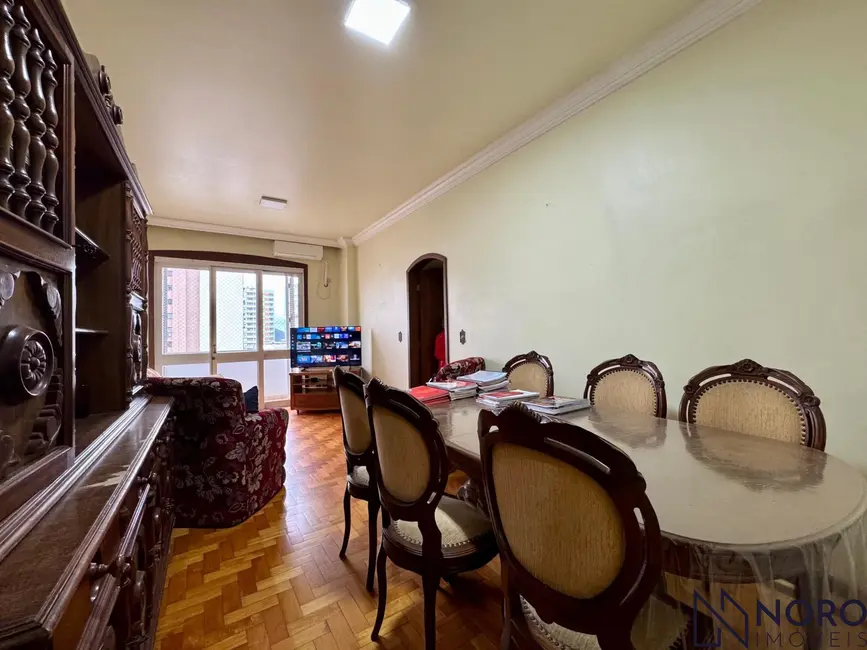 Foto 5 de Apartamento com 3 quartos à venda, 96m2 em Centro, Santa Maria - RS