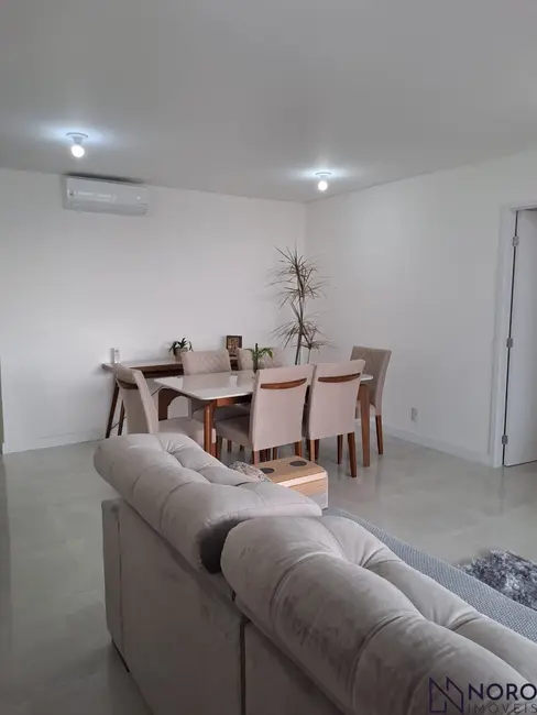 Foto 8 de Apartamento com 3 quartos à venda, 131m2 em Centro, Santa Maria - RS