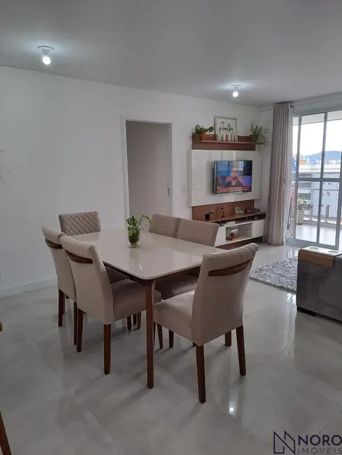 Foto 7 de Apartamento com 3 quartos à venda, 131m2 em Centro, Santa Maria - RS
