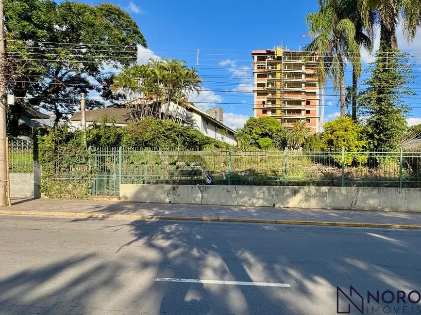 Foto 1 de Terreno / Lote à venda, 1425m2 em Nossa Senhora de Fátima, Santa Maria - RS