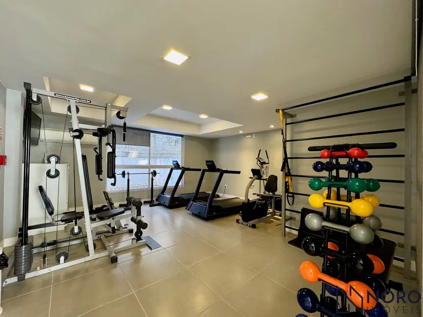 Foto 8 de Apartamento com 3 quartos à venda, 187m2 em Bonfim, Santa Maria - RS