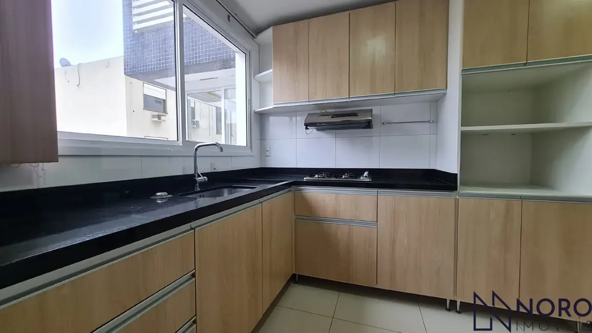 Foto 6 de Apartamento com 3 quartos à venda, 132m2 em Centro, Santa Maria - RS