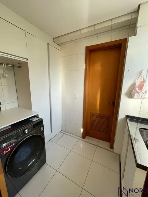 Foto 8 de Apartamento com 3 quartos à venda, 142m2 em Centro, Santa Maria - RS