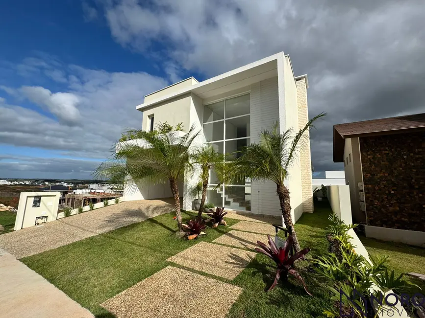 Foto 2 de Casa de Condomínio com 4 quartos à venda, 270m2 em Tomazetti, Santa Maria - RS