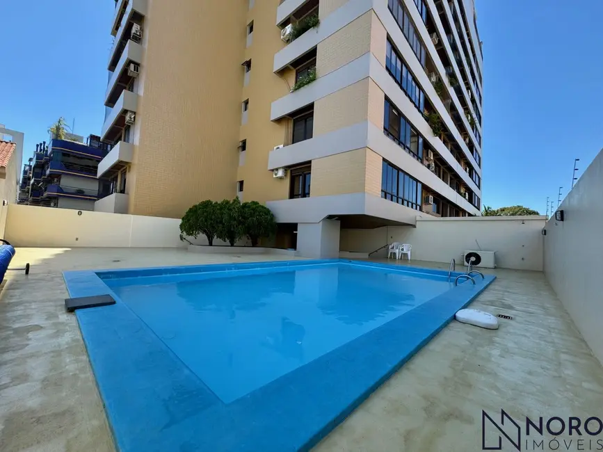 Foto 7 de Apartamento com 3 quartos à venda, 218m2 em Nossa Senhora de Fátima, Santa Maria - RS