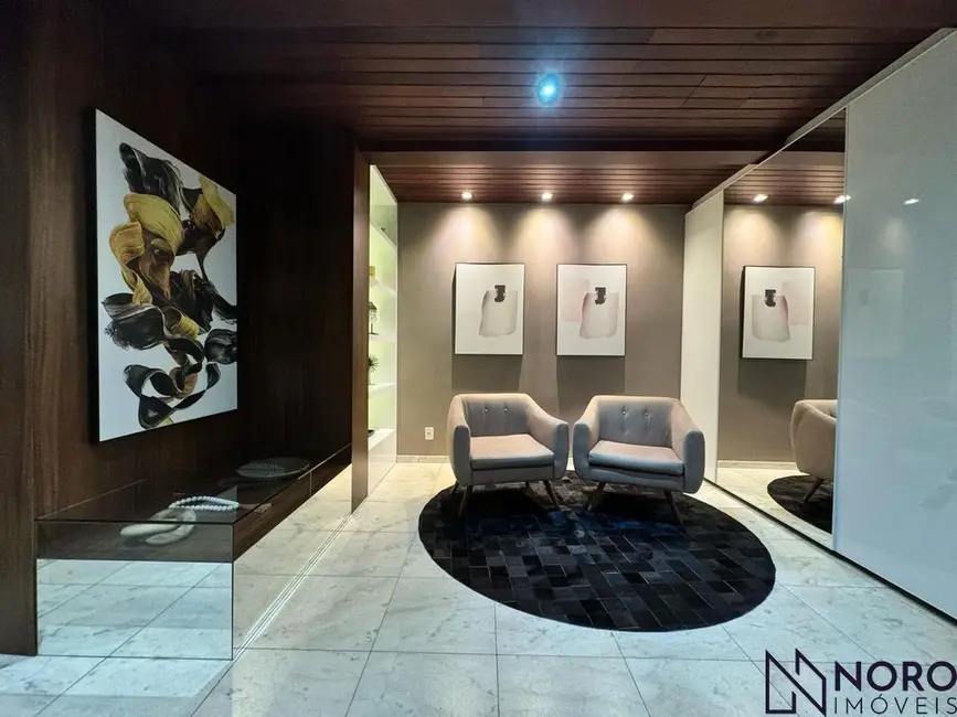 Foto 4 de Apartamento com 3 quartos à venda, 218m2 em Nossa Senhora de Fátima, Santa Maria - RS