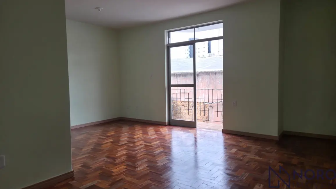 Foto 2 de Apartamento com 2 quartos à venda, 76m2 em Centro, Santa Maria - RS
