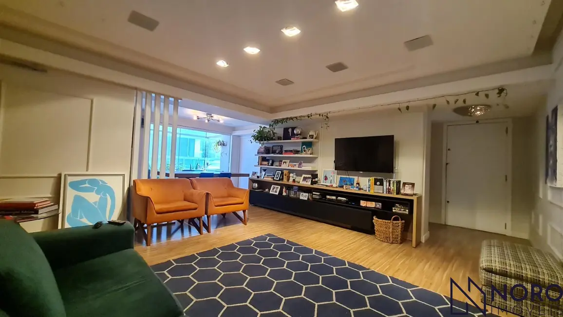 Foto 8 de Apartamento com 3 quartos à venda, 185m2 em Centro, Santa Maria - RS