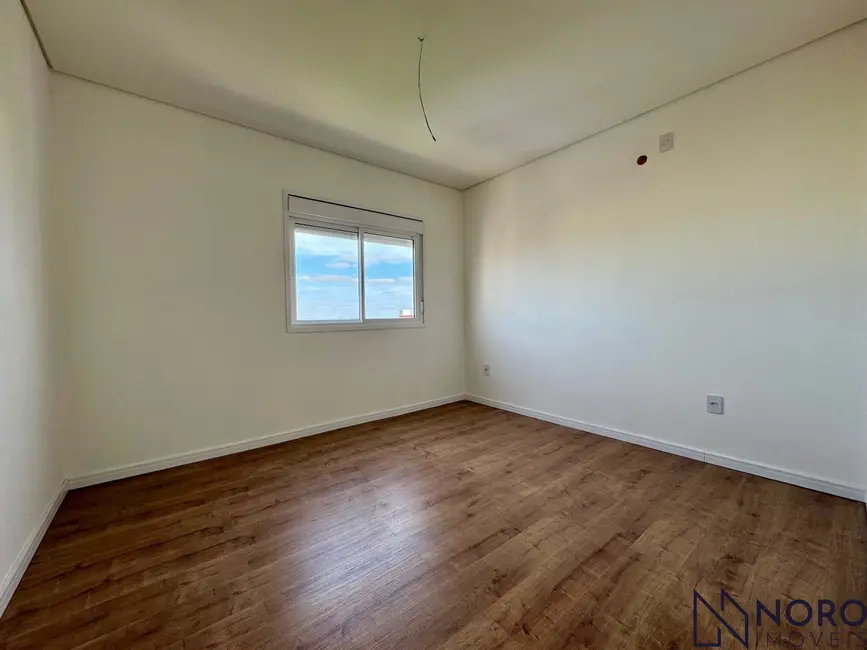 Foto 6 de Apartamento com 1 quarto à venda, 37m2 em Bonfim, Santa Maria - RS