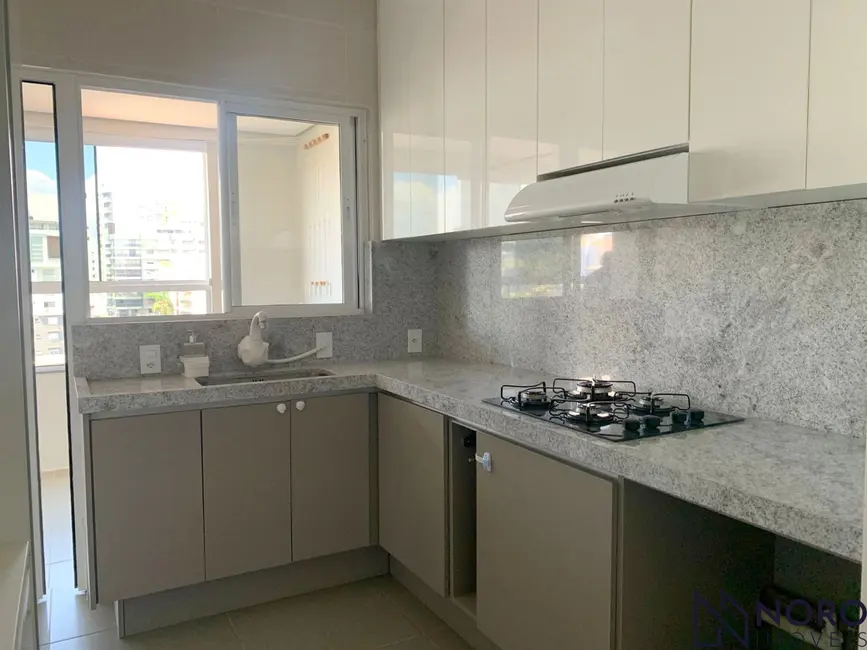 Foto 4 de Apartamento com 3 quartos à venda, 105m2 em Nossa Senhora de Fátima, Santa Maria - RS